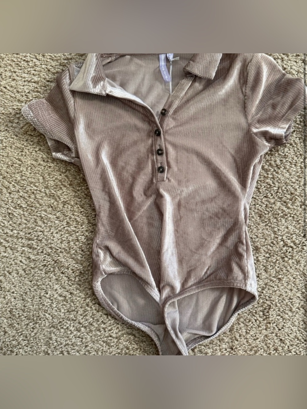 Good Luck Girl Tan Short Sleeve Bodysuit Kids S | Soft Stretchy One-Piece Top
